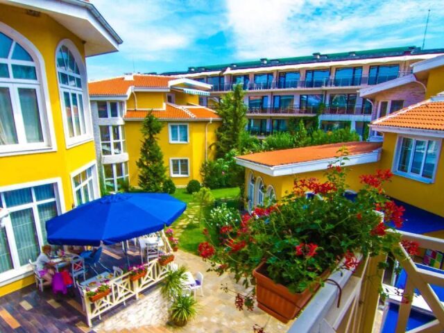 Blue Orange Beach Resort photo 1