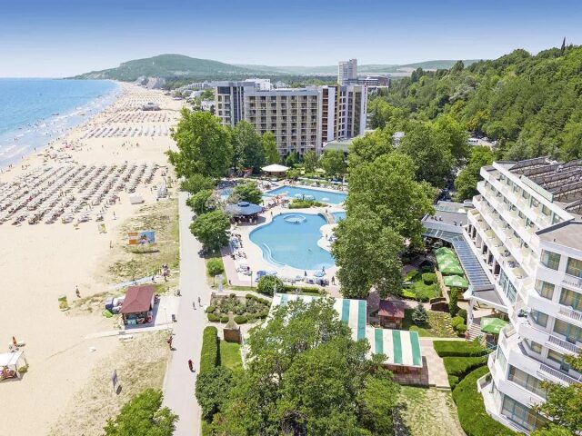 Arabella Beach photo 1
