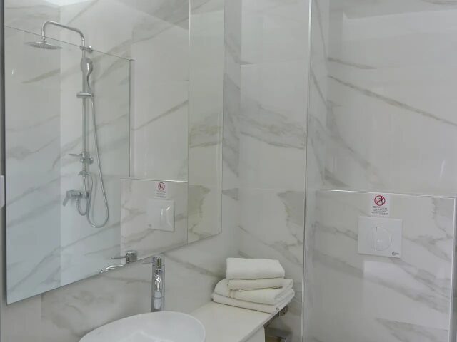 Trianta Apartments photo 1