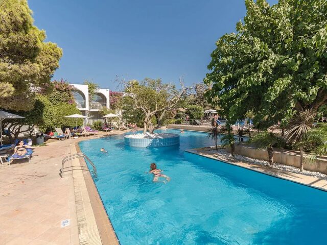 Caravia Beach & Bungalows photo 1